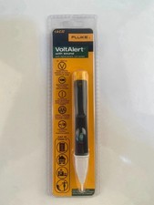 Fluke 1AC II VoltAlert Non-Contact Voltage Tester, Pocket-Sized, 90-1000V AC-NEW picture