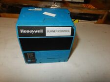 Honeywell RM7895 A 1014 Burner Control Relay Module with Rectification Flame Amp picture
