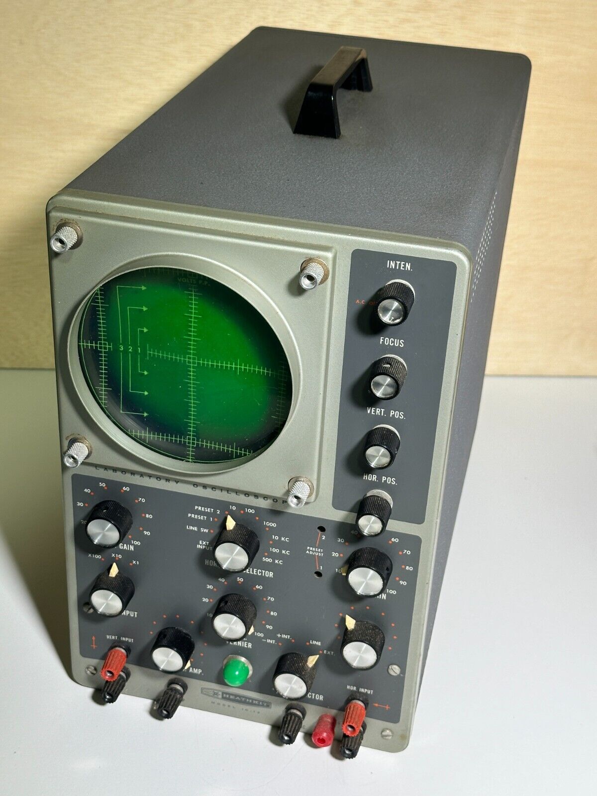 Vintage Heathkit Laboratory Oscilloscope Model 10-12 - Read