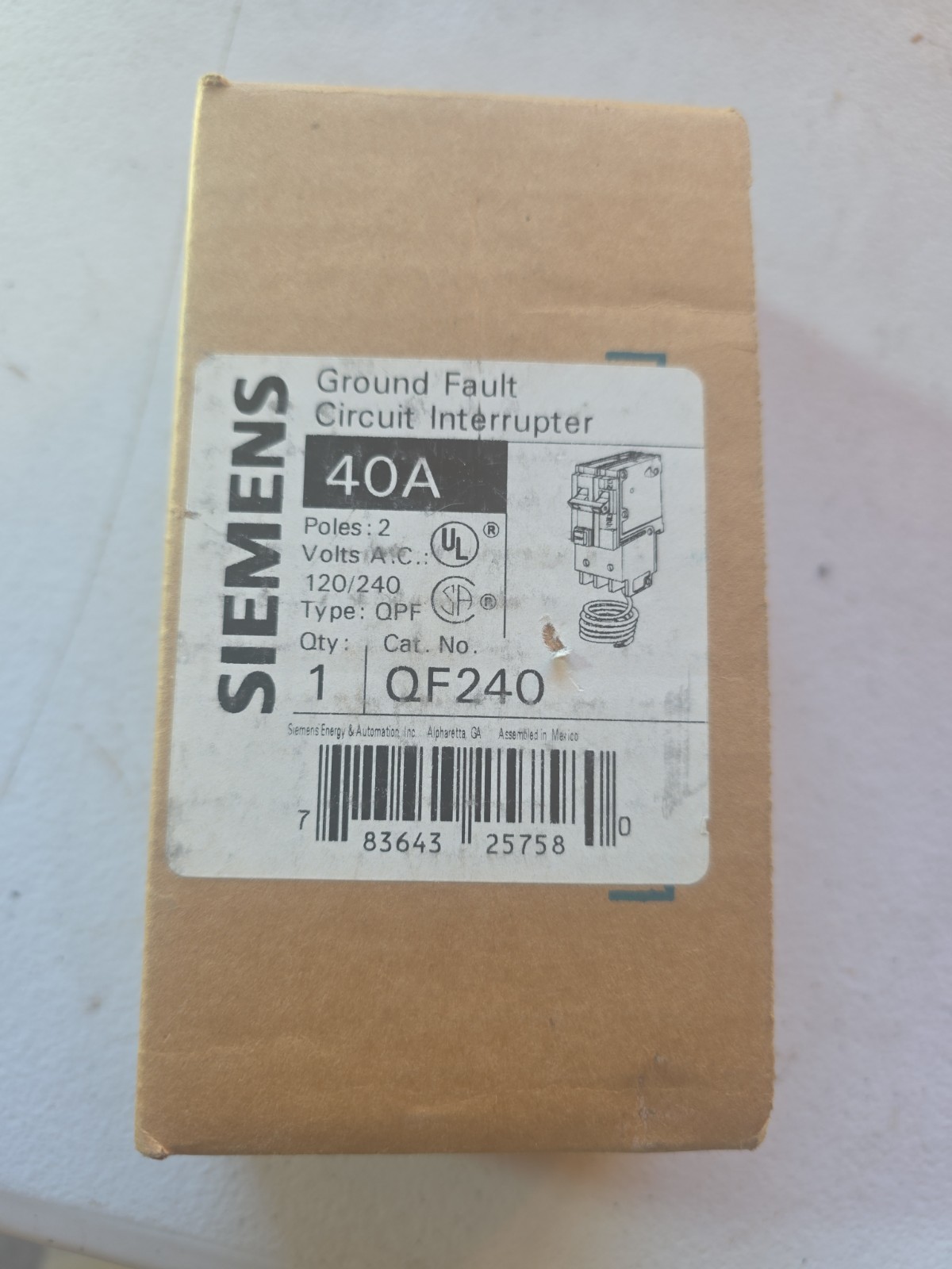 Siemens QF240A 2 Pole 40Amps GFCI Breaker Brand New Siemens QF240A 2 Pole 40Amps GFCI Breaker Brand New