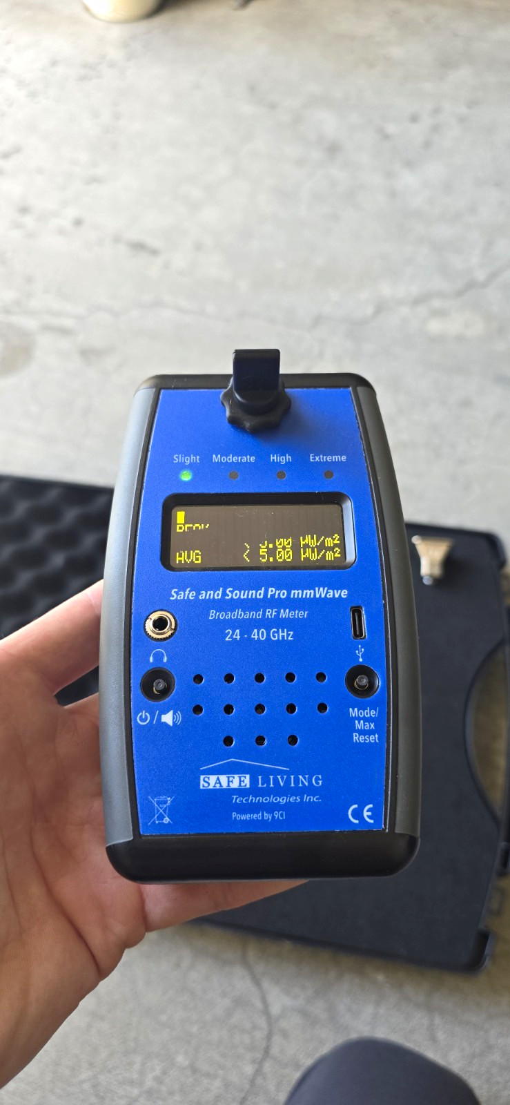 Safe Living Technologies Safe and Sound Pro mmWave Broadband RF Meter 24-40 GHz