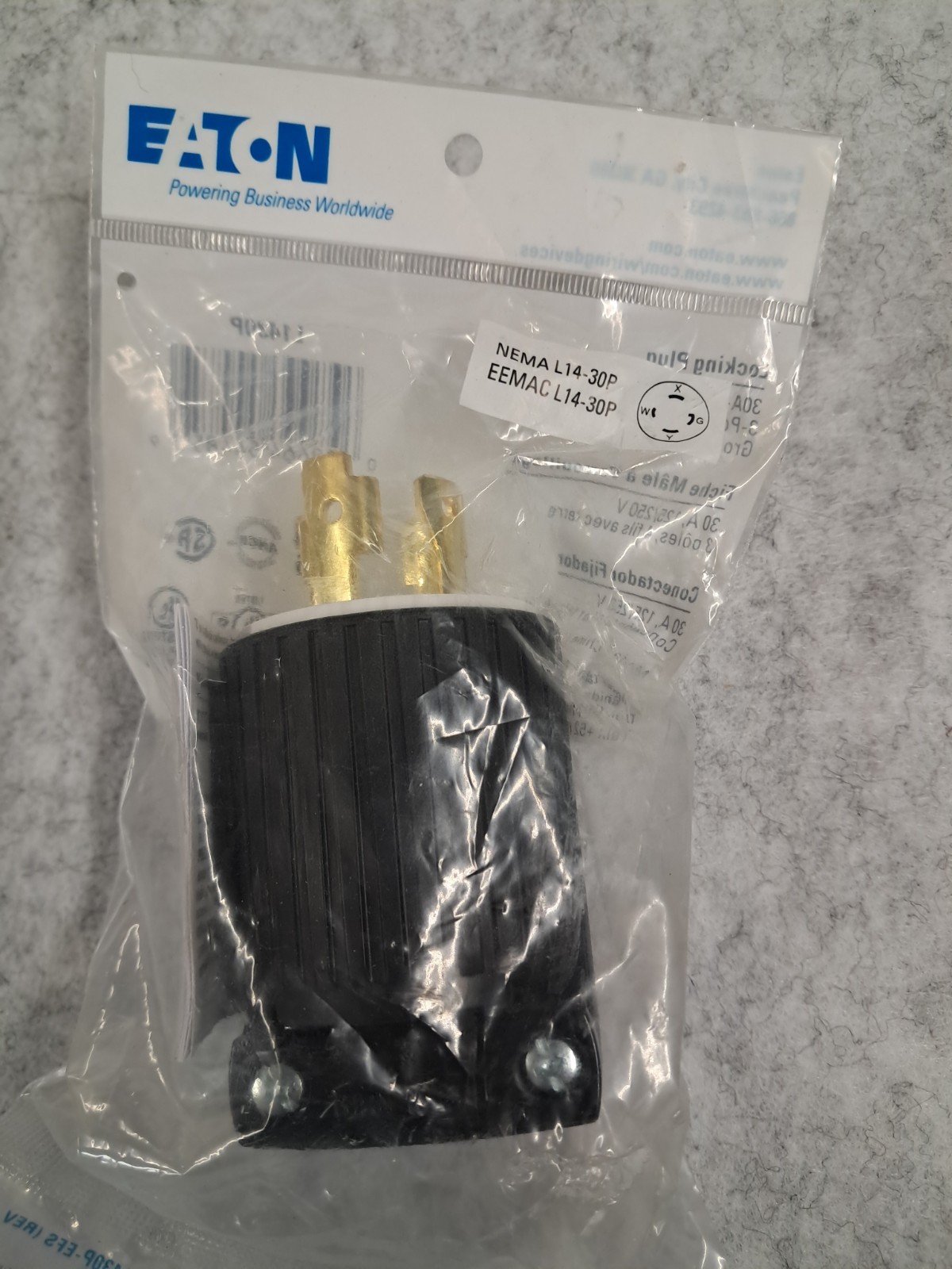 NEW EATON L1430P 4 WIRE LOCKING TWIST MALE 20 AMP PLUG 125/250V 3P NEMA L14-30P