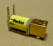 NEW PARKER VSO MINIATURE PROPORTIONAL VALVE 910-000093-002 13.5VDC AKP picture