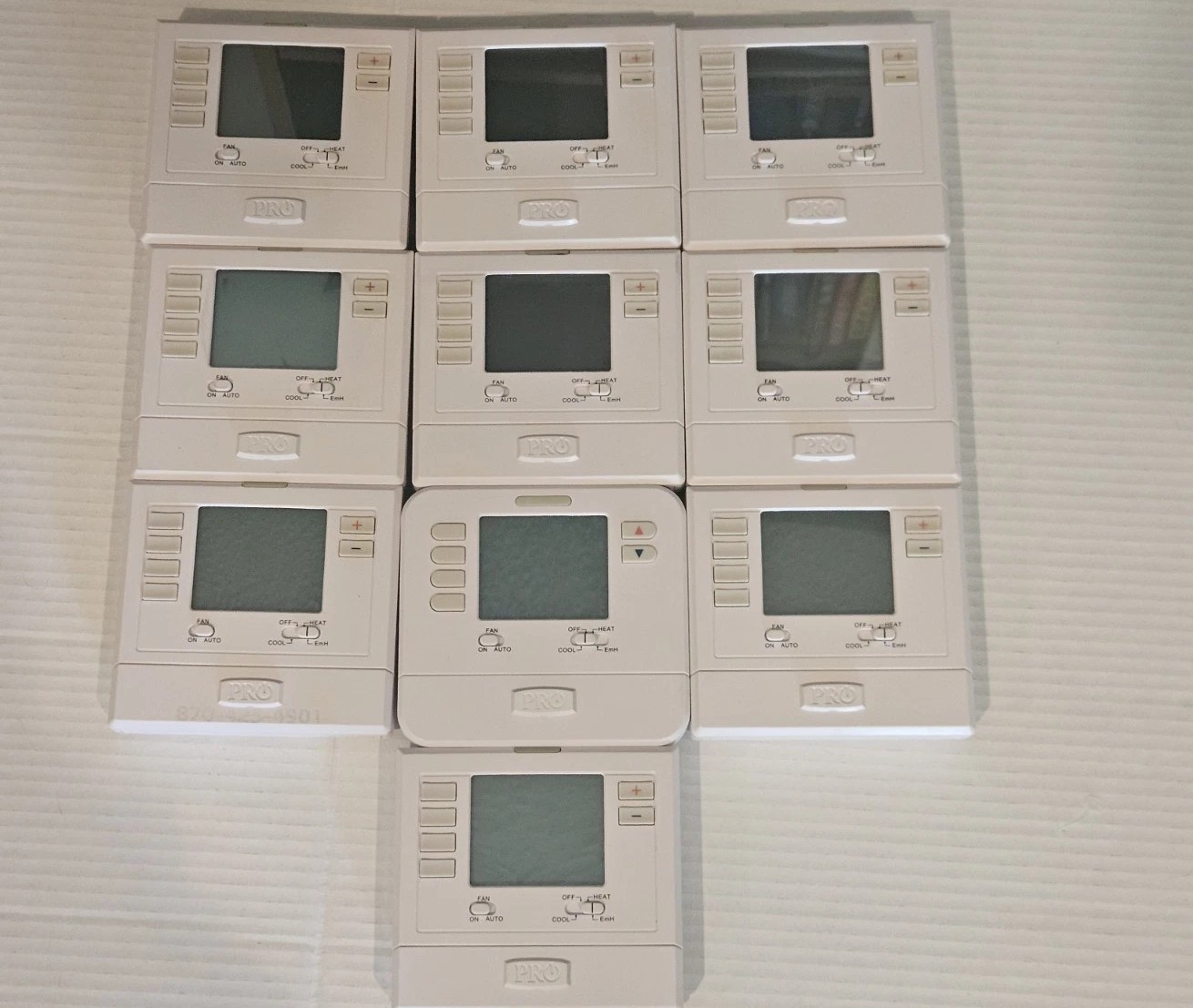 Pro1 IAQ 721 Lot Of 10 Digital Non-Programmable Thermostats Single Stage USED Pro1 IAQ 721 Lot Of 10 Digital Non-Programmable Thermostats Single Stage USED