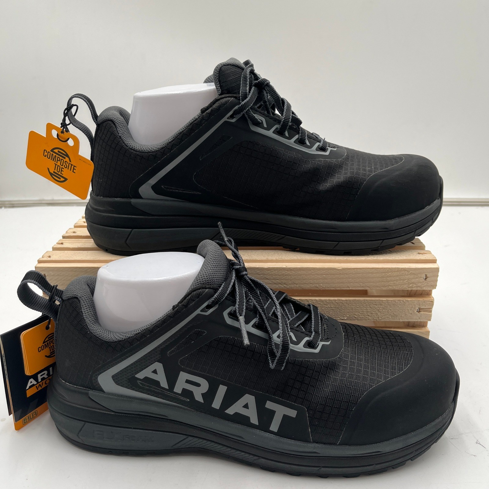 Ariat Work Outpace 8.5B Composite Toe EH SR Safety Shoes Black Women NWT