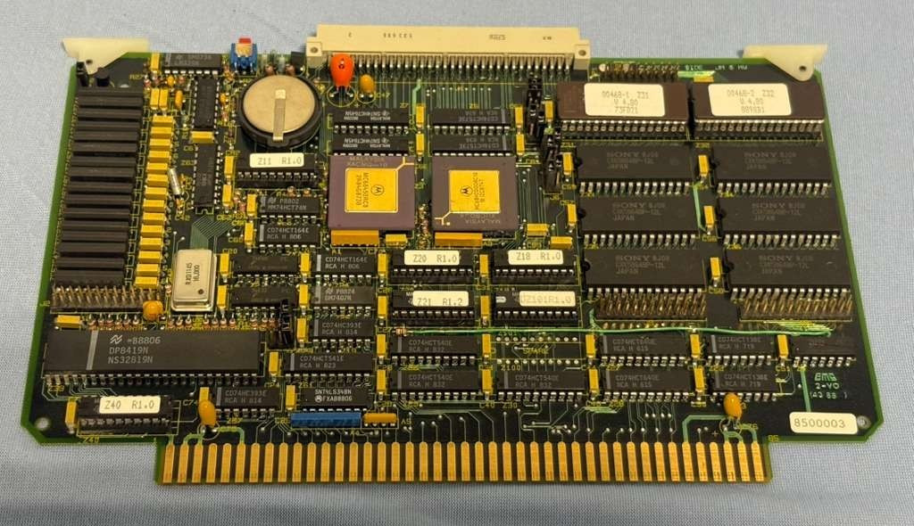 Vintage Industrial Computer Controller PCB Circuit Board Part 8500003, 84-1822 Vintage Industrial Computer Controller PCB Circuit Board Part 8500003, 84-1822