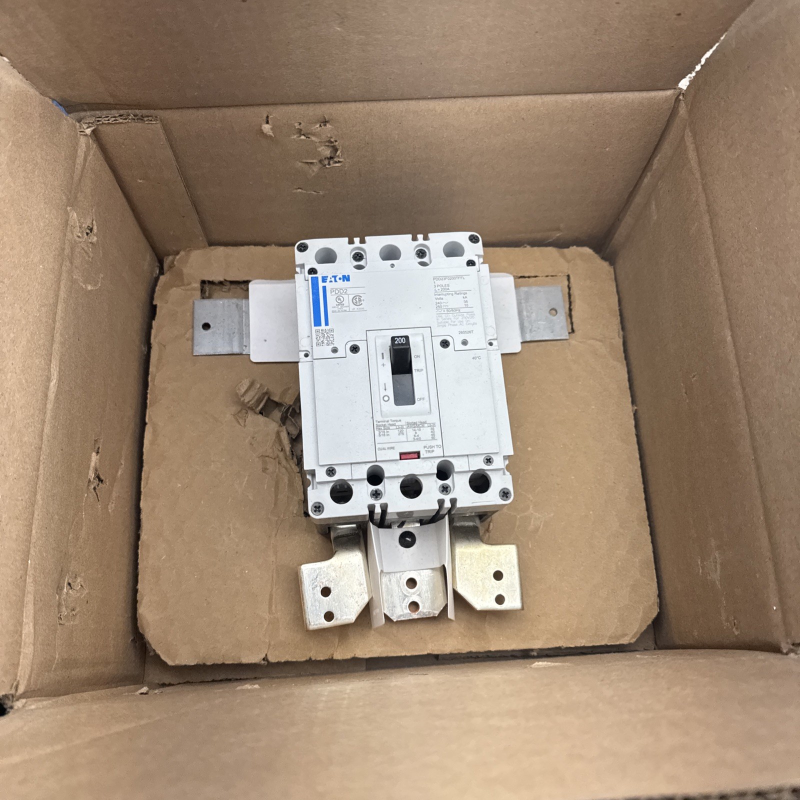 Eaton BKD2F200 PDD2XF Convertible 3-Pole 200A Main Circuit Breaker Kit 35kA 240V