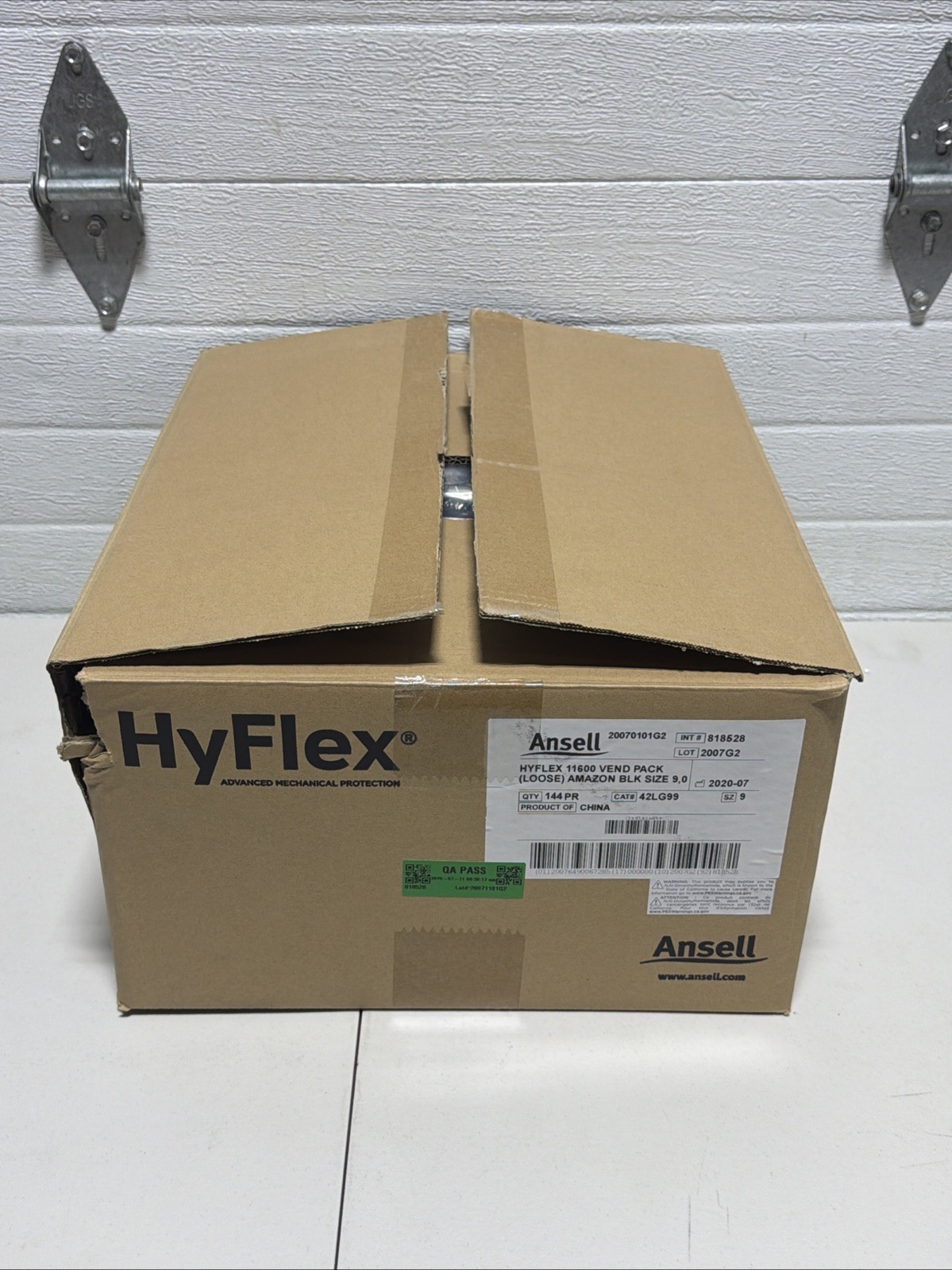 144 PairsAnsell HyFlex Lite Gloves Black/Gray Size 9 11-600-9