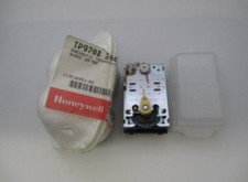 Honeywell TP970B 2002 Pneumatic Thermostat picture