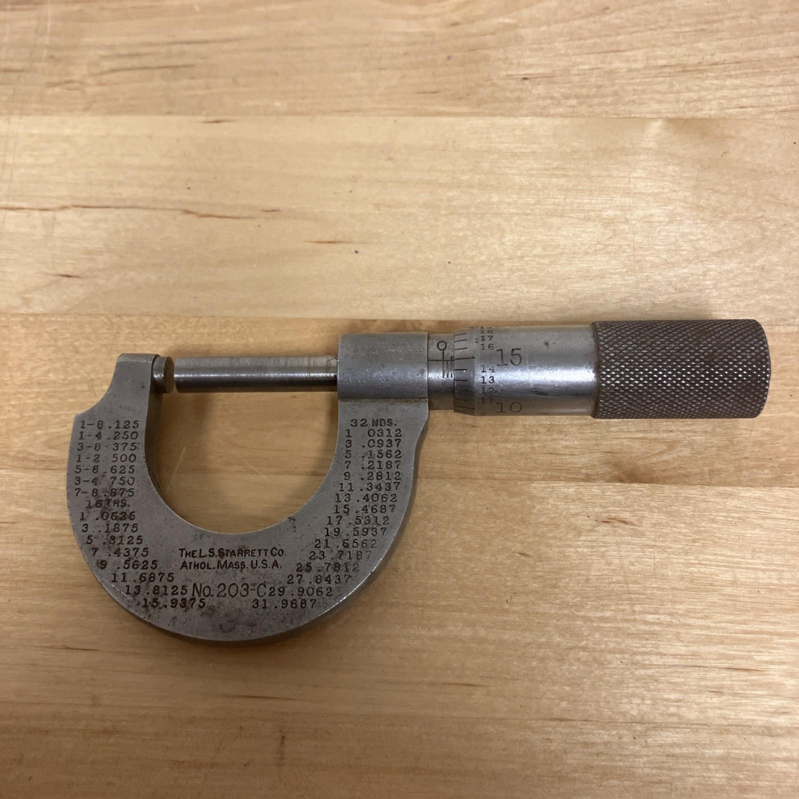 Vintage L.S. Starrett Co No 203 Micrometer Caliper 0-1\ Vintage L.S. Starrett Co No 203 Micrometer Caliper 0-1\