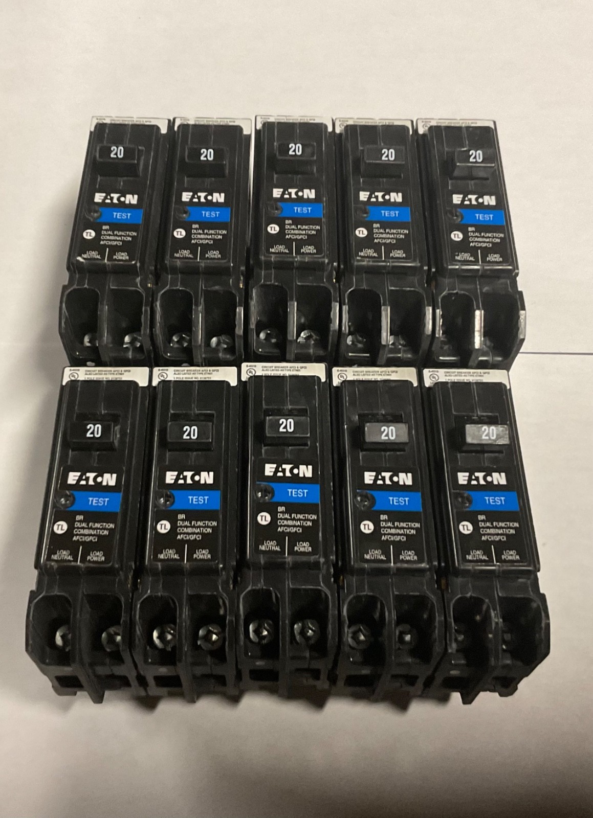 10PCS CUTLER HAMMER EATON BRP120DF 20A AFCI/GFCI PLUG ON NEUTRAL BREAKER NEW