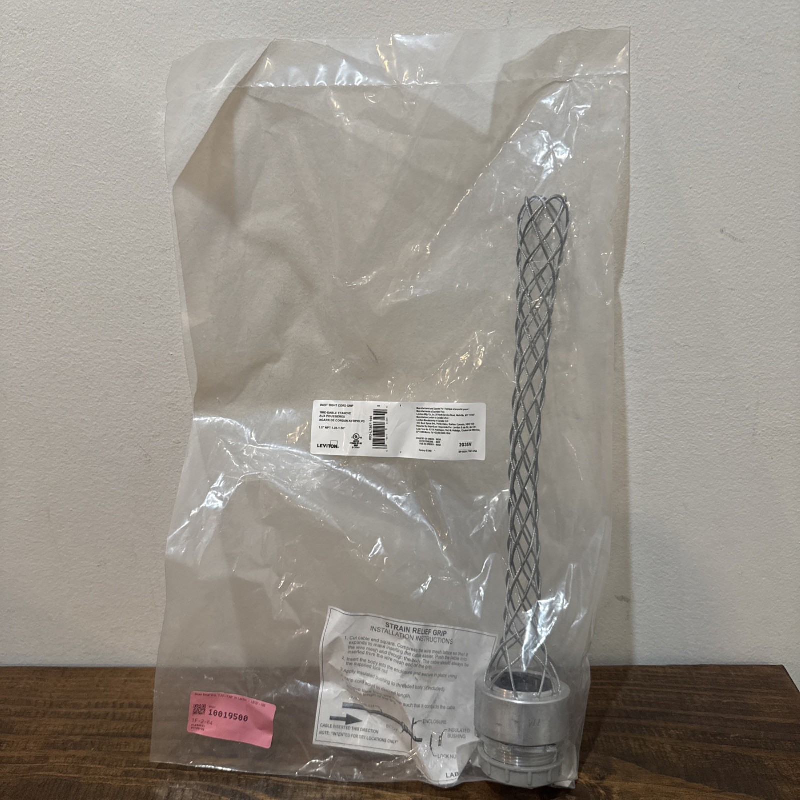 Brand New Leviton Dust Tight Cord Grip 1.5” Npt 1.20-1.50”