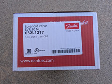 Danfoss Solenoid Valve EVR 10 NC 032L1217 1/2in ODF x 1/2in ODF picture