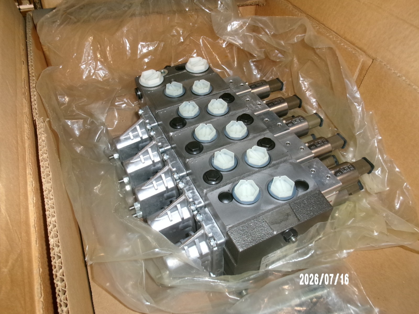 Danfoss PVG 32 5-Section Hydraulic Valve