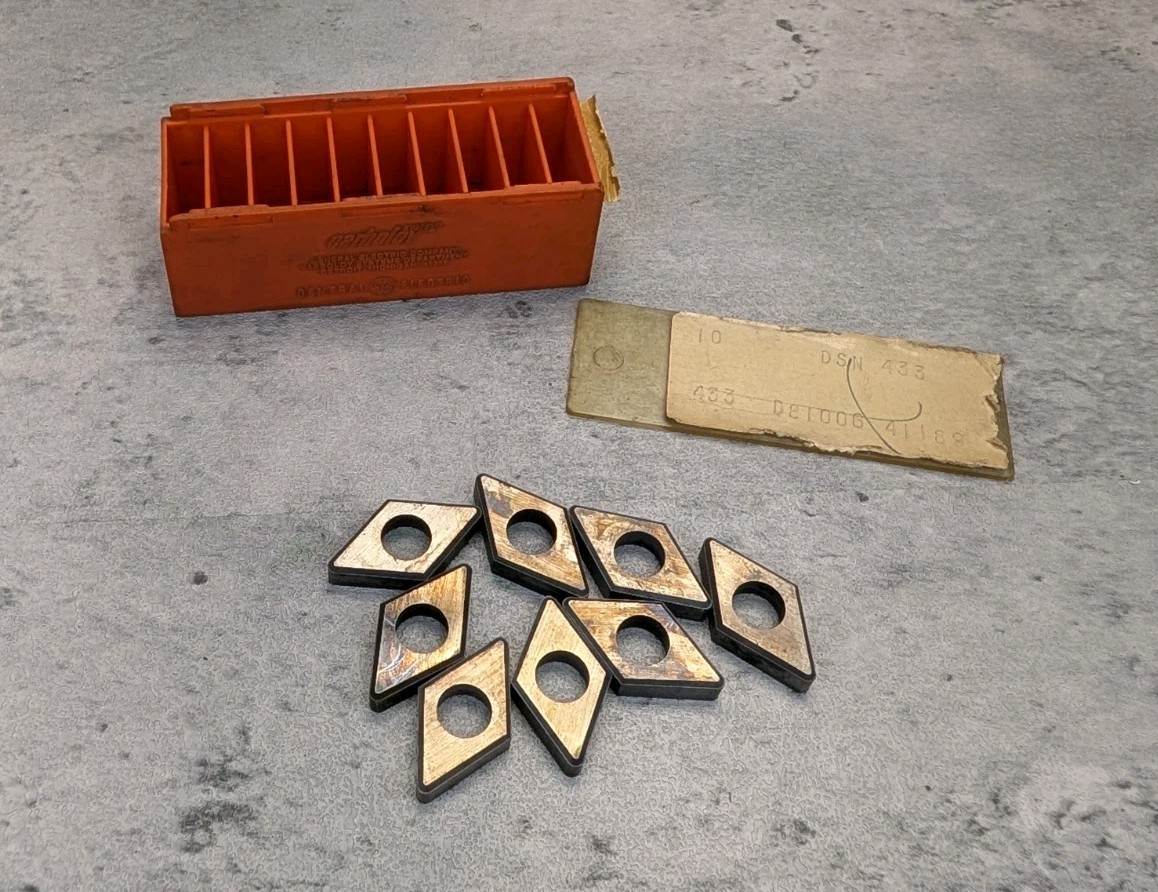 Lot of 8 Vintage Carboloy DSN 433 Carbide Inserts Tooling GE Box D81006 41189