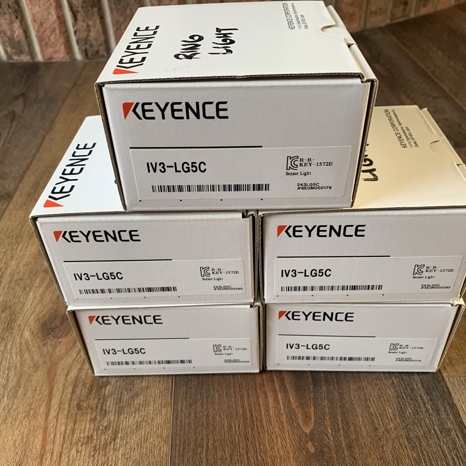 New Keyence IV3-LG5C Ultra Compact Vision Sensor AI Imaging Illumination IV3LG5C