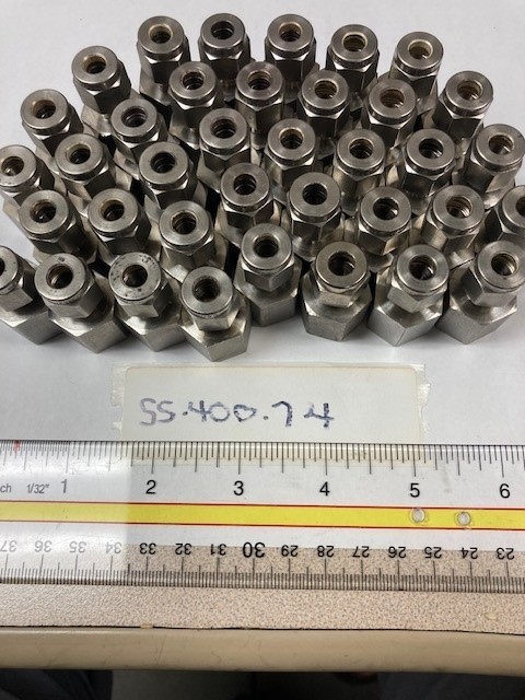 Swagelok SS-400-7-4 Female Connector 1/4