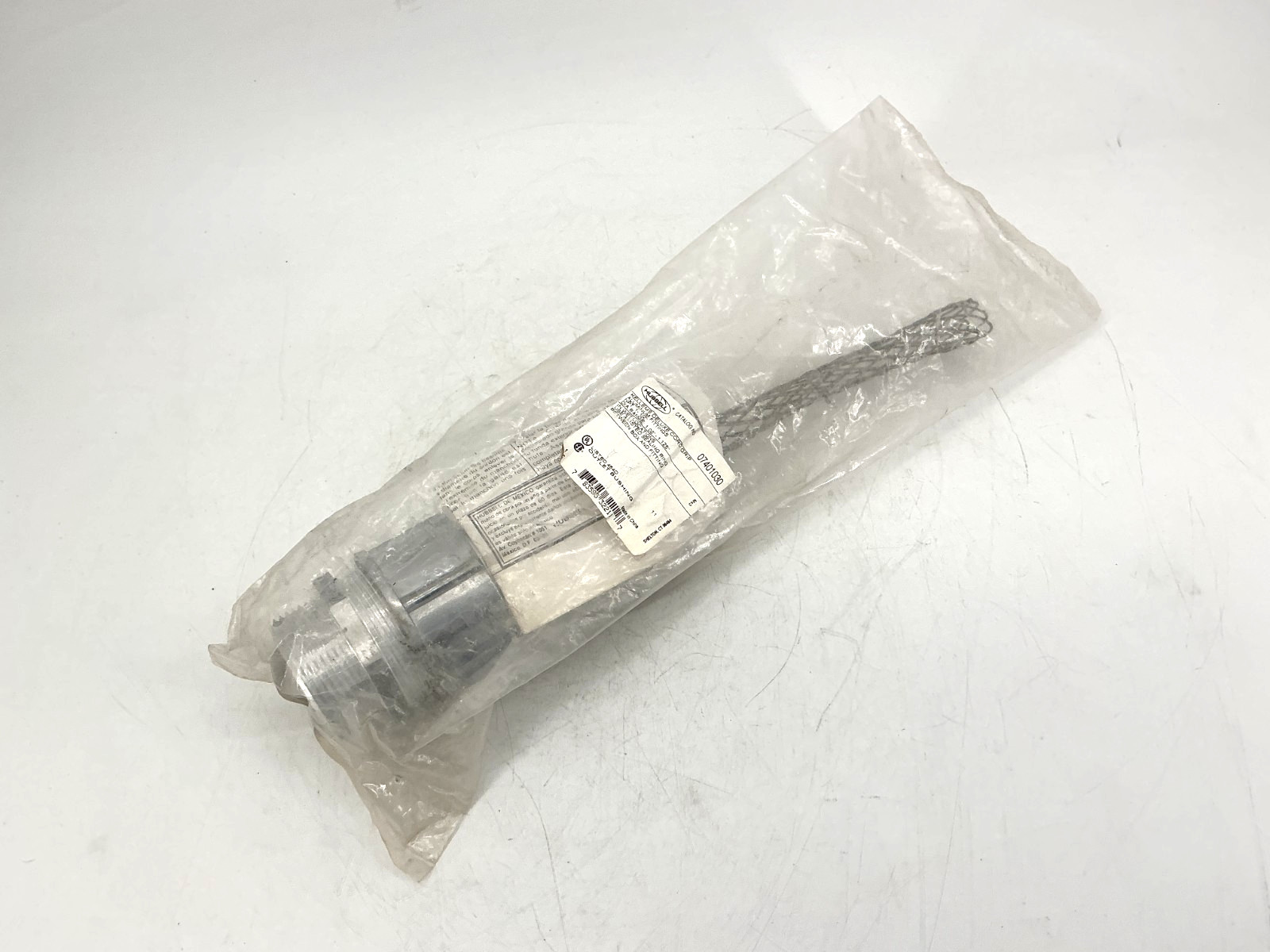 New Hubbell 07401030 Kellems Deluxe Cord Grip NPT: 1-1/2