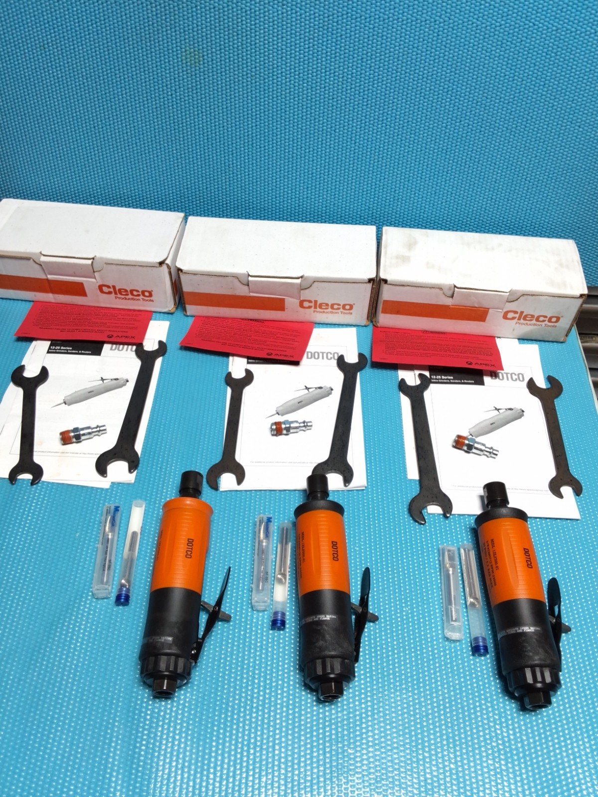 Dotco 12L2500-01 Die Grinder, 23000 RPM Collet 1/4. Dotco 12L2500-01 Die Grinder, 23000 RPM Collet 1/4.