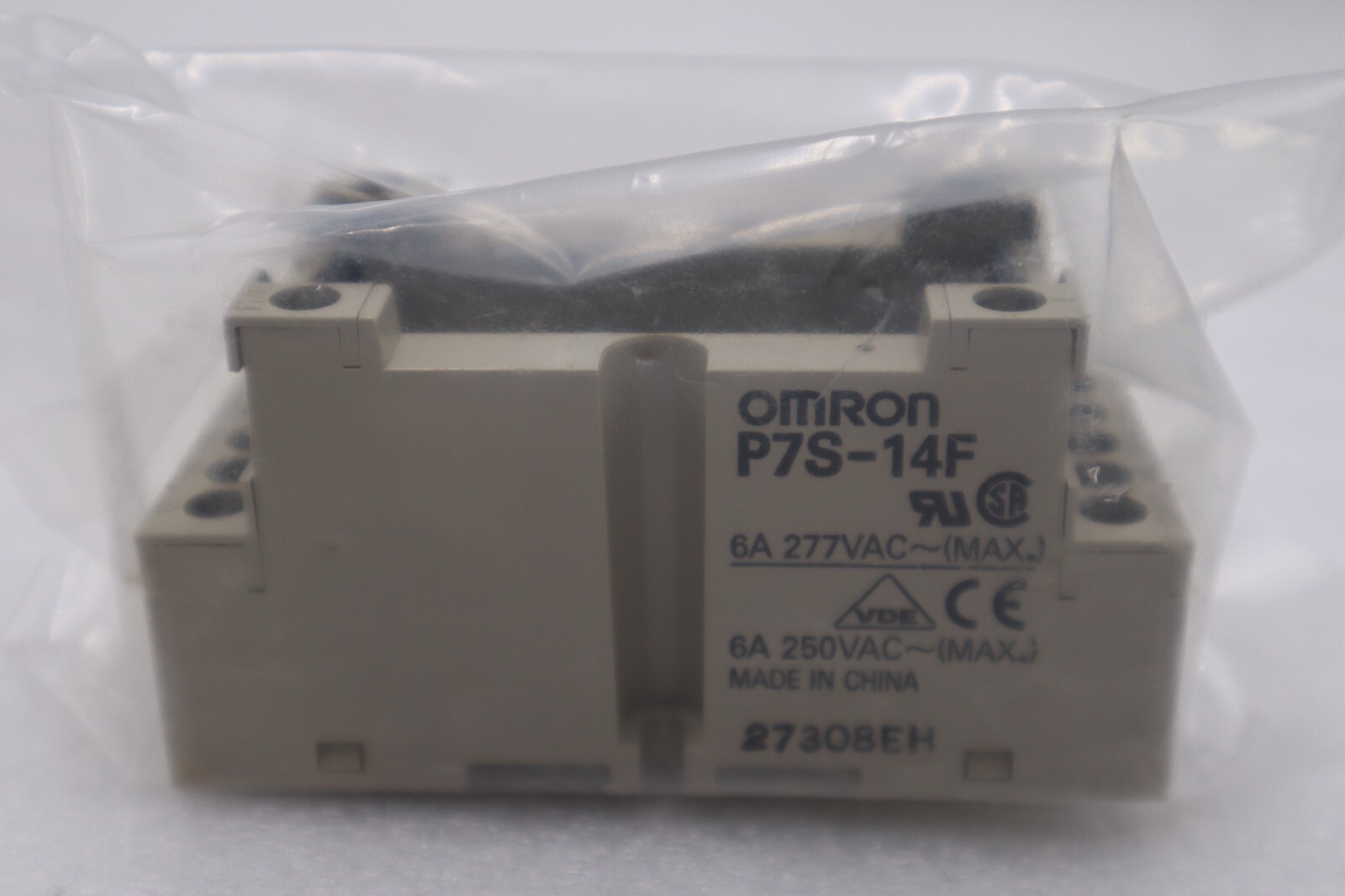 NEW OPEN BOX Omron P7S-14F-END  14-Pole Relay Socket 10A STOCK G1002A