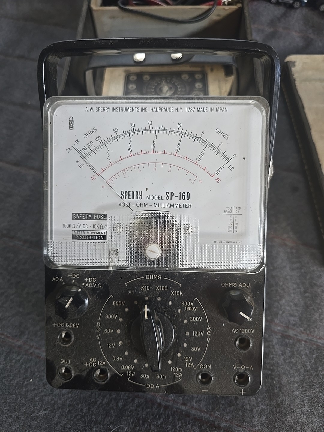 A.W. SPERRY INSTRUMENTS INC. SP-160 VOLT-OHM-MILLIAMMETER SP160