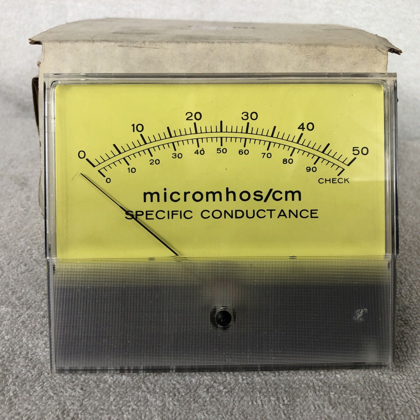 Weston 7541 85252 Specific Conductance Panel Meter 0-20micromhos/cm (3964)