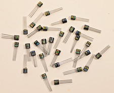 Vintage Mixed Transistor & JFET Lot TO-92 2N4403 2N5638 TI 2N3820 (Color-Coded) picture