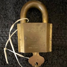 Vintage U.S.A.F. Model 10 (C) 5-Pin Pin Tumbler Brass Rekeyable Padlock, Keyed picture