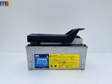 OTC STINGER 2510A AIR-OPERATED HYDRAULIC FOOT PUMP 10000 PSI/700 BAR picture