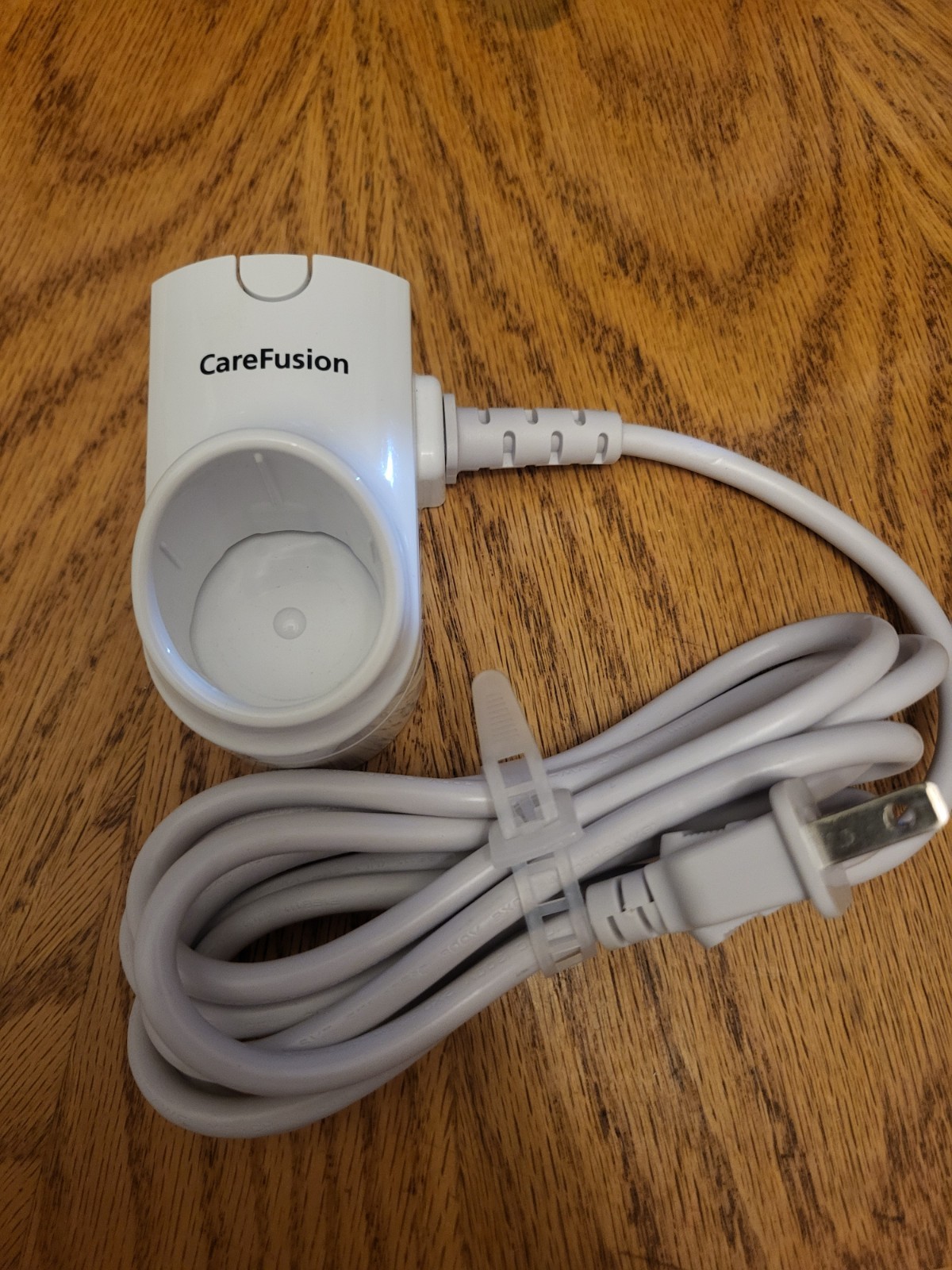 CAREFUSION 5513A SURGICAL  CLIPPER CHARGING ADAPTER FOR ADAPTER 5513E EUC