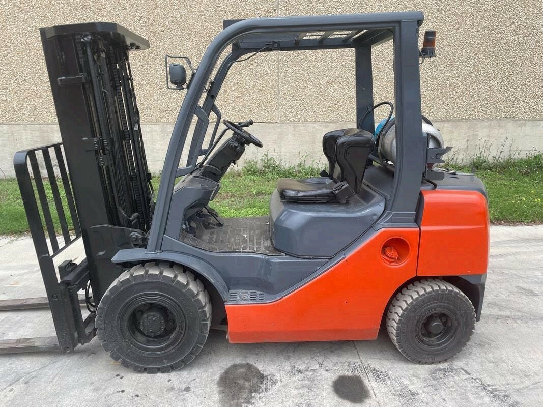 For Sale: 2017 Toyota 8FGU25 Forklift - Low Hours, Dual Fuel