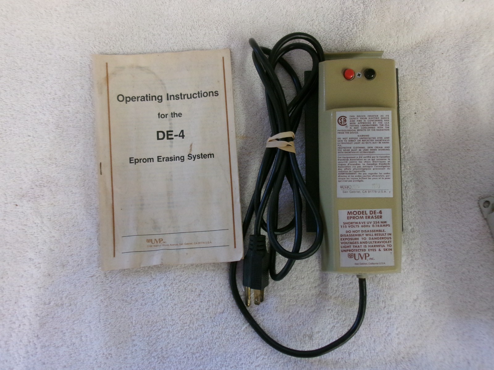 UVP Inc. Model DE-4 EPROM ERASER   115V     DE-4