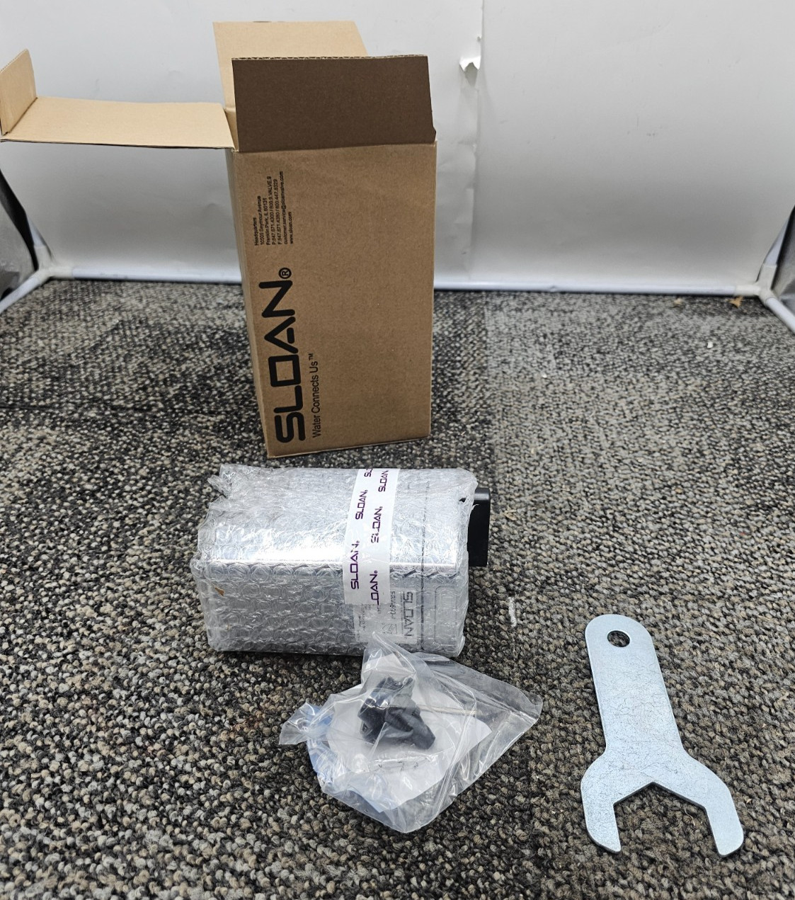 SLOAN EBV500A OptimaPlus Exposed Sensor Urinal/Water Closet Retrofit Flushometer