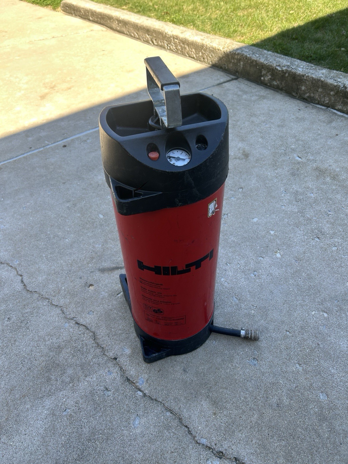 Hilti 10L Pressurized Water Supply Tank Portable Concrete Core Drill Wet Cutting