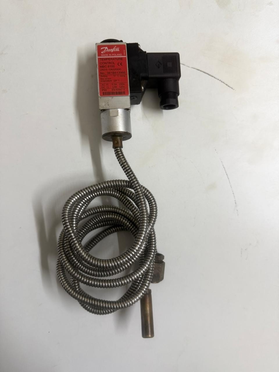 DANFOSS MBC8100 (2431-1A02000) TEMPRATURE CONTROLL 061B813966 ) 97Degree Rising