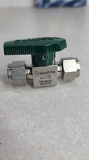 SWAGELOK SS-6P4T Valve 3/8