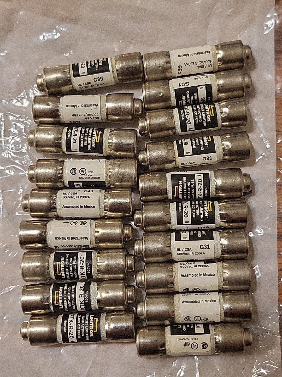 New Open Box Bussmann KTK-R-20 Limitron Current-Limiting Class CC Fuse 20A 600V