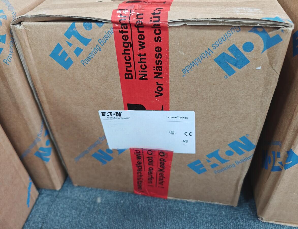 1PC NEW Eaton Moeller NZM4-XTVD Molded Case Circuit Breaker Door Linkage Handle