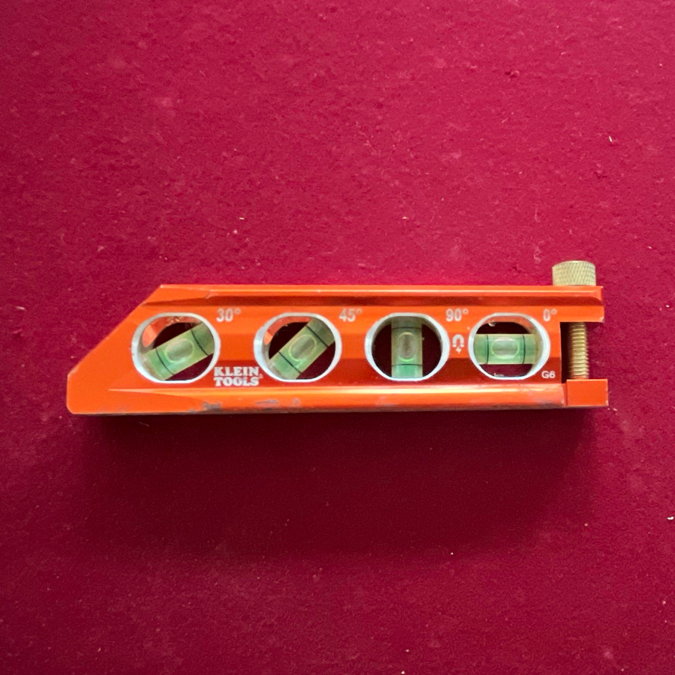 Klein Tools 935AB 6in Magnetic Torpedo Level Angle Finder Set Screw 4 Vial Klein Tools 935AB 6in Magnetic Torpedo Level Angle Finder Set Screw 4 Vial