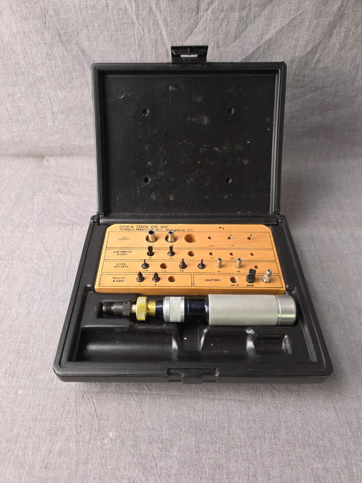 Utica TS-100 Torque Screwdriver Set 4-6 oz/in with Bonney Case