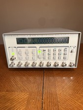 Stanford Research Systems DG535 Four Channel Pulse Generator picture