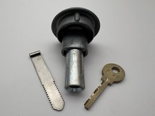 RARE Authentic Vintage NOS Ford Gum F50 Key Lock & Tab Gumball Machine F 50 Lock picture