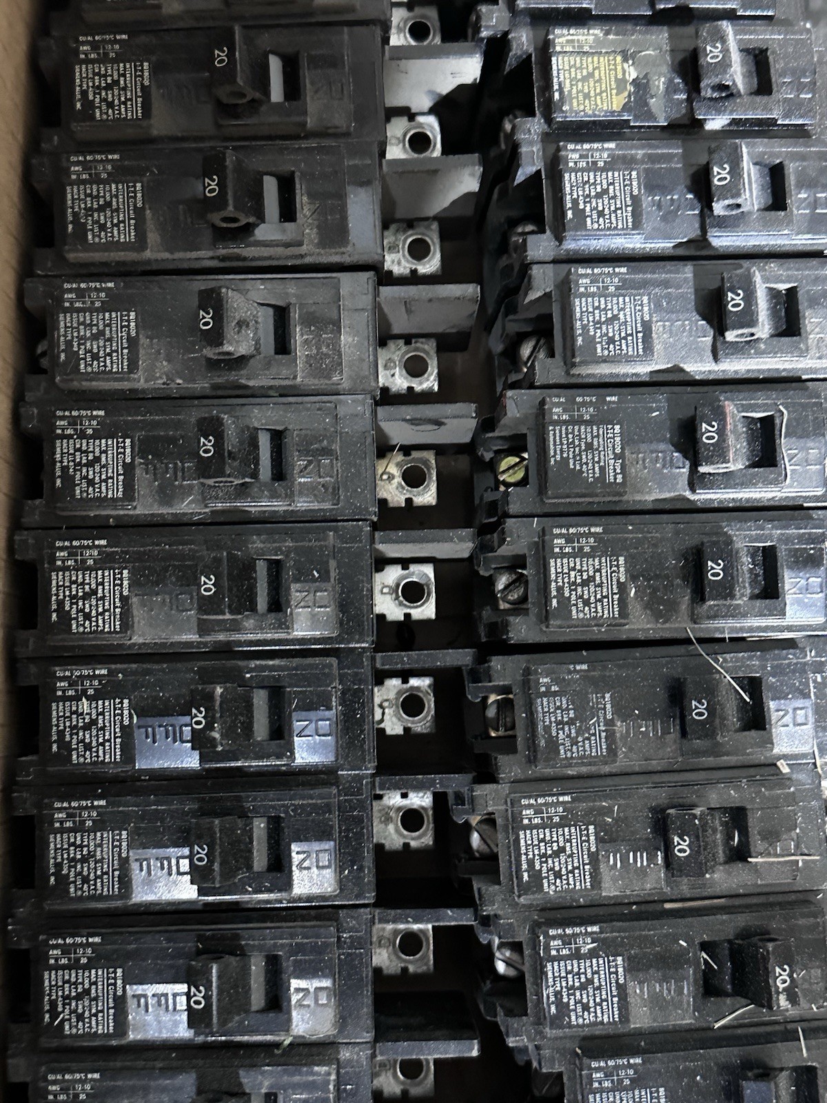 Siemens BQ1B020 20A 120V Circuit Breaker Lot Of 10