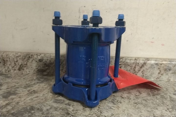 Smith-Blair 46103460421000 3 In Nominal Pipe Size 250 Max PSI Blue Pipe Coupling
