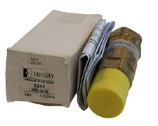 NEW HENRY 5242 PRESSURE RELIEF VALVE 385 PSIG 5242-3/4-385LB picture