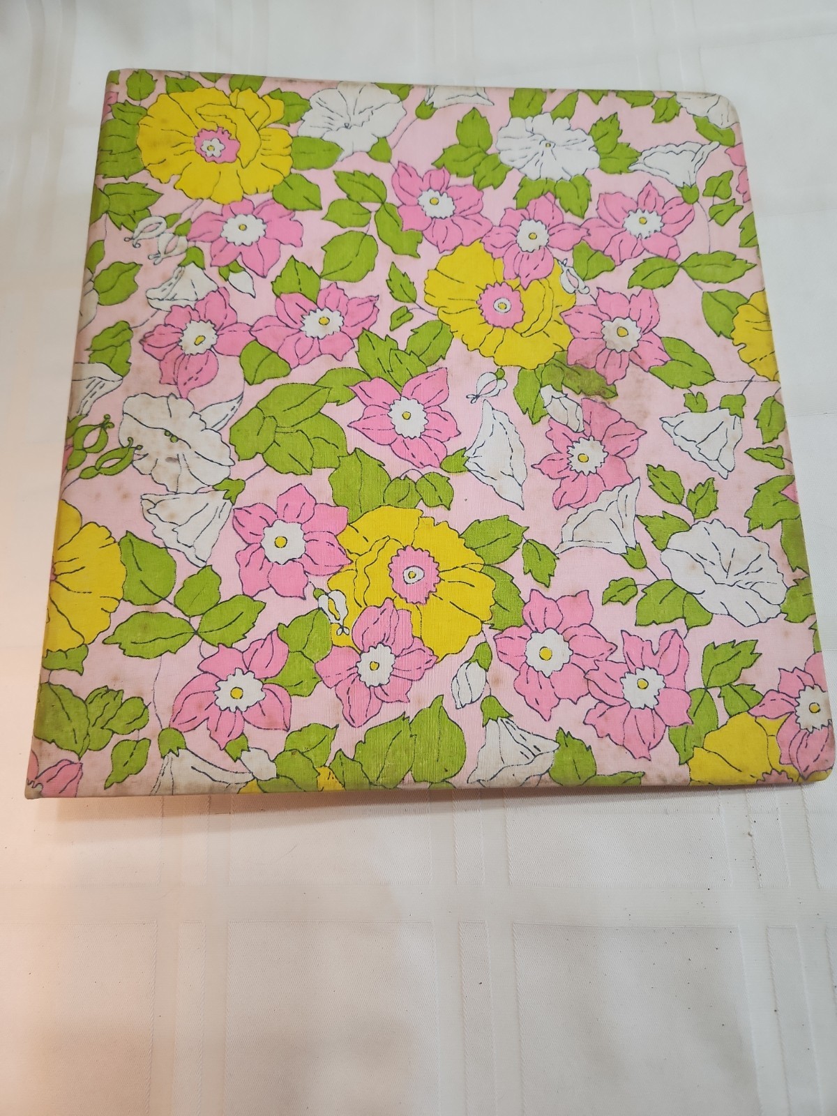 VINTAGE 70\'s Fabric Covered Floral 3-Ring Binder