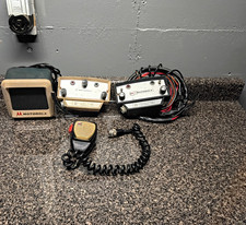 Vintage Motorola 2 Way FM Radio With Speaker, Microphone, And Extra Mocom 70 picture