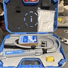 SKF 729124 Manual Single Acting Hydraulic Hand Pump Kit w/ Carry Case 3000 bar picture
