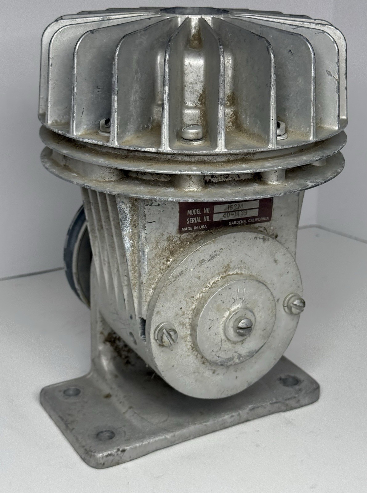 VTG Teledyne Sprague 152M Belt-Driven Air Compressor Pump Head - Gardena, Ca USA
