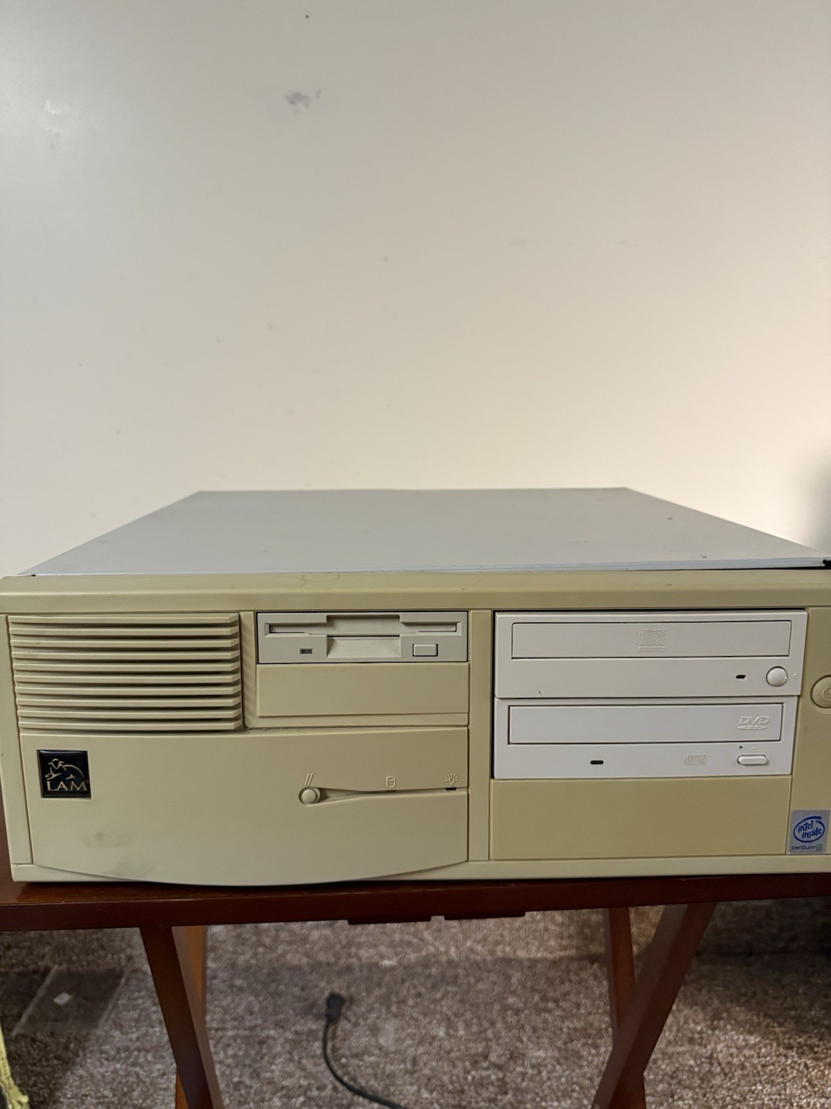 Vintage LAM Systems Desktop PC Intel Pentium Floppy CD DVD Retro Computer READ Vintage LAM Systems Desktop PC Intel Pentium Floppy CD DVD Retro Computer READ